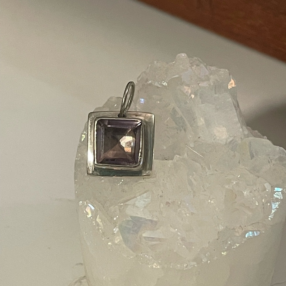 Baroni Designs Sterling Silver Amethyst Pendant